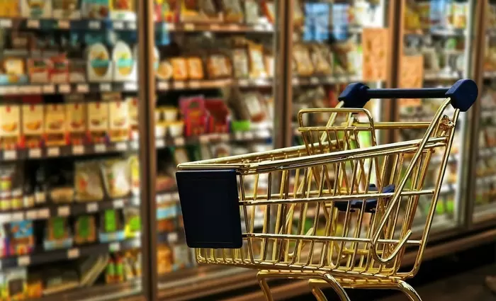 Ψώνια με πωλητή ρομπότ