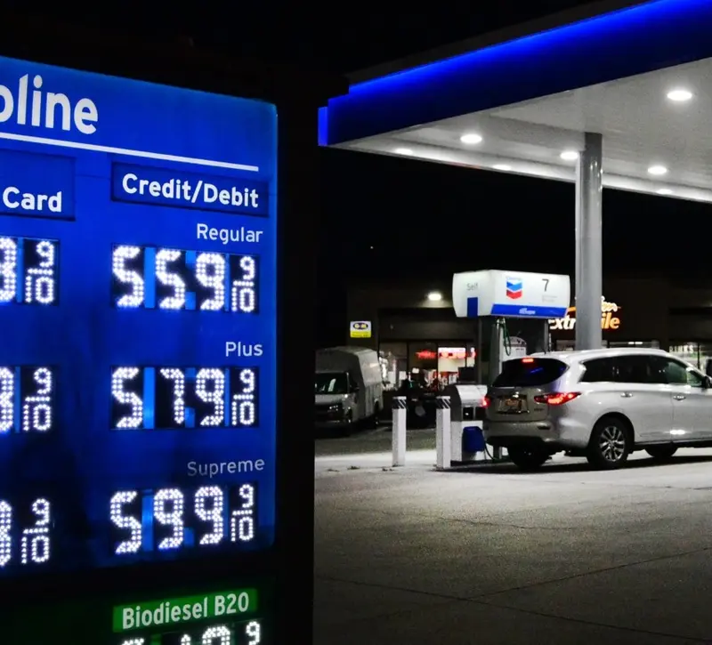 ΗΠΑ: Στα $3,54 το γαλόνι σκαρφάλωσε η τιμή της βενζίνης