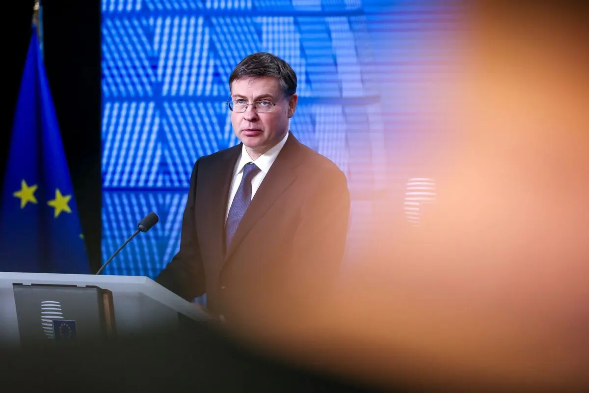 Κομισιόν: Κίνδυνος για εκτόξευση του πληθωρισμού πάνω από 3% λόγω του πολέμου