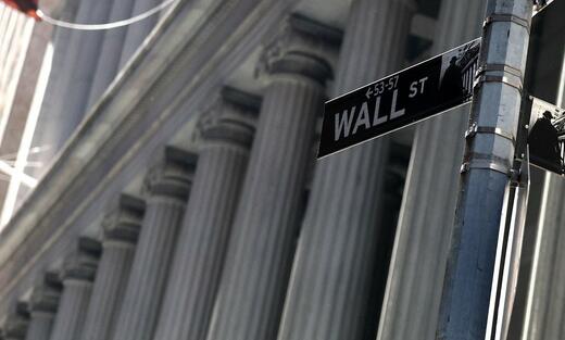 Στο «κόκκινο» η Wall Street λόγω του ενεργειακού σοκ στον Περσικό Κόλπο