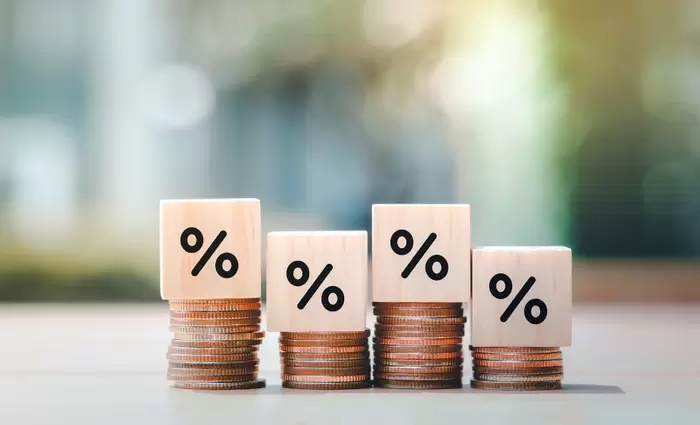 Επιτόκια: Οι traders ενισχύουν τα στοιχήματα για αύξηση από BoE και ΕΚΤ
