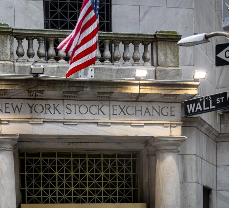Wall Street: Απώλειες μετά τα στοιχεία για τον πληθωρισμό – «Εκτοξεύονται» οι αποδόσεις των ομολόγων