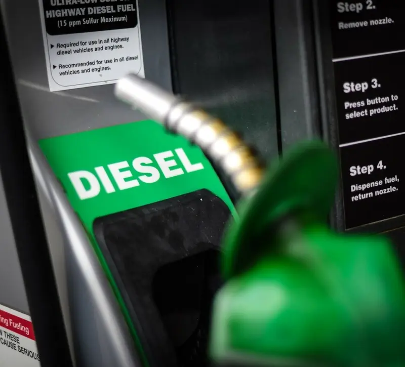 Diesel: Καμπανάκι για ελλείψεις έως το 2027 – Νέα απειλή για τις τιμές