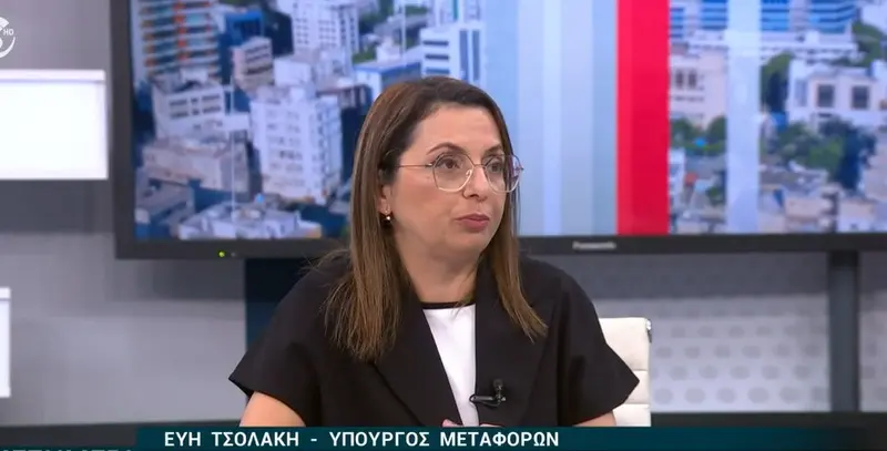 «Θα τα διορθώσουμε»: Η απάντηση της Υπ. Μεταφορών στα ευρήματα της Ελεγκτικής για το αλαλούμ στα λεωφορεία