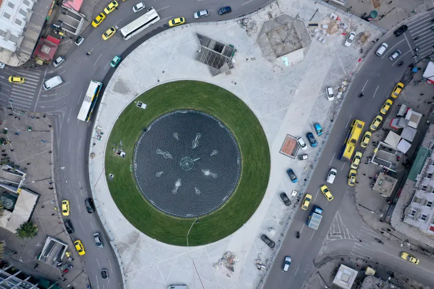 Έτοιμη η νέα Πλατεία Ομονοίας στην Αθήνα - Δείτε φωτογραφίες και βίντεο