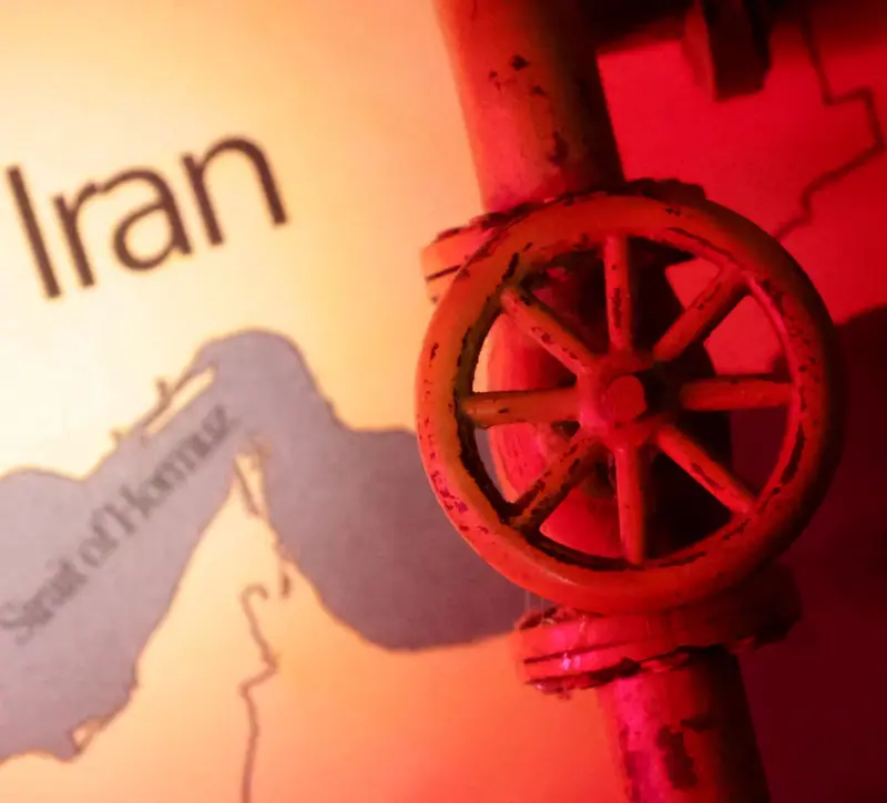 Στενά του Ορμούζ: Οι πετρελαϊκές προειδοποιούν για νέα άνοδο τιμών