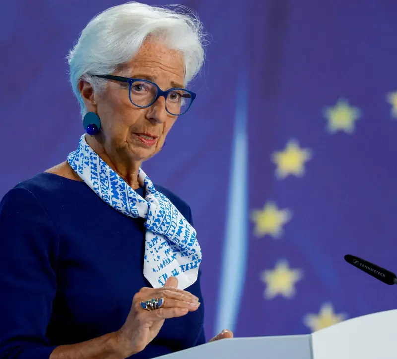 Λαγκάρντ: Θα ολοκληρώσει τη θητεία της – Τι λένε οι οικονομολόγοι