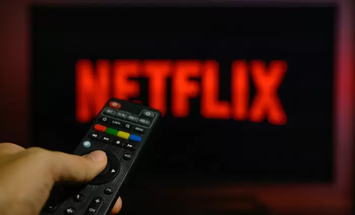 Netflix: Το κρίσιμο crash test μετά τη βουτιά 260 δισ. δολαρίων στην αξία της