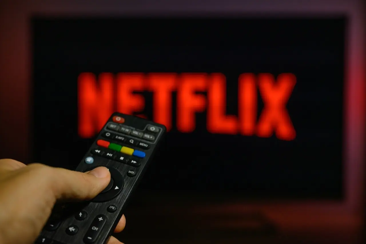 Netflix: Το κρίσιμο crash test μετά τη βουτιά 260 δισ. δολαρίων στην αξία της