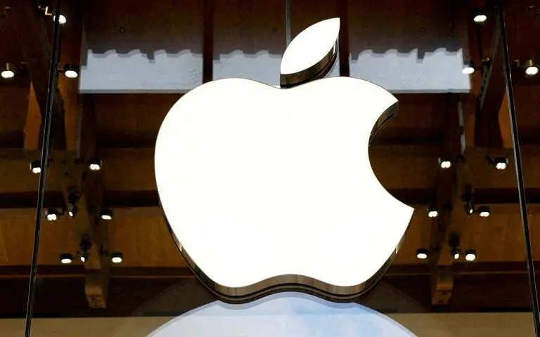 Apple: Αλλάζει τους κανόνες για τις διαφημίσεις στα iPhone