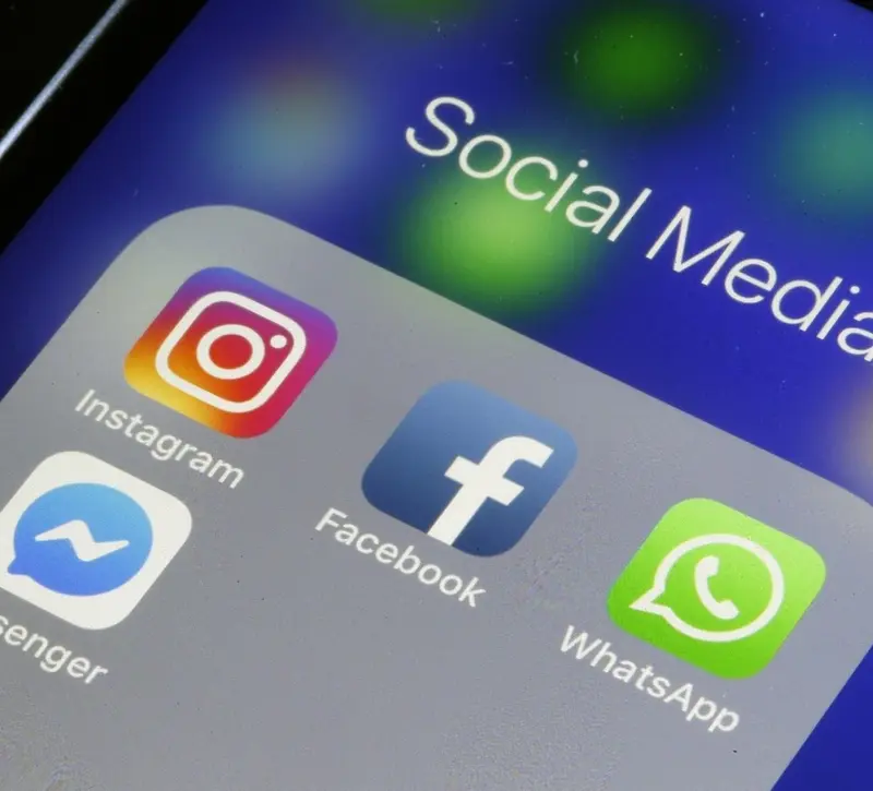 Η ΕΕ βάζει όρια στα social media για παιδιά κάτω των 13: Τι αλλάζει με το νέο EU Kids Act