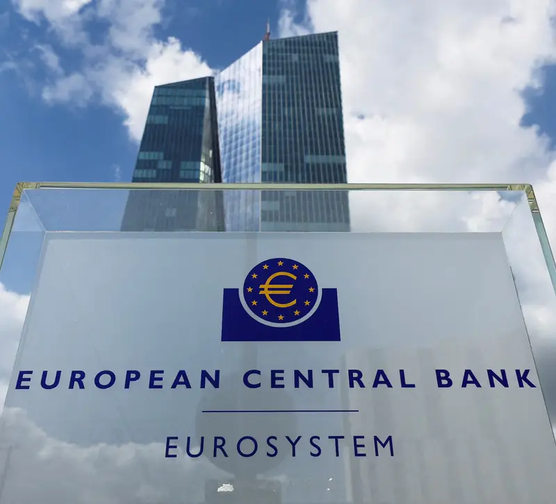 ΕΚΤ: Νέα αύξηση επιτοκίων τον Δεκέμβριο – Η ενέργεια αλλάζει τα δεδομένα για τον πληθωρισμό