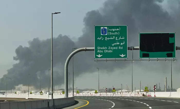 Ένα βήμα πριν την ύφεση οι οικονομίες του Περσικού Κόλπου λόγω του πολέμου στο Ιράν