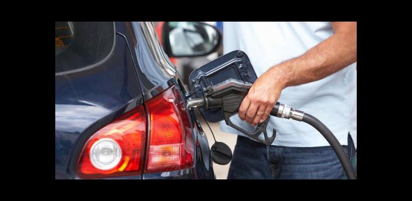 Η Αυστρία μειώνει και τον φόρο και το περιθώριο κέρδους στα καύσιμα για να τιθασεύσει την ακρίβεια