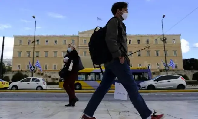 Επιστρέφει στην κανονικότητα η Ελλάδα – Πότε καταργείται το SafePass