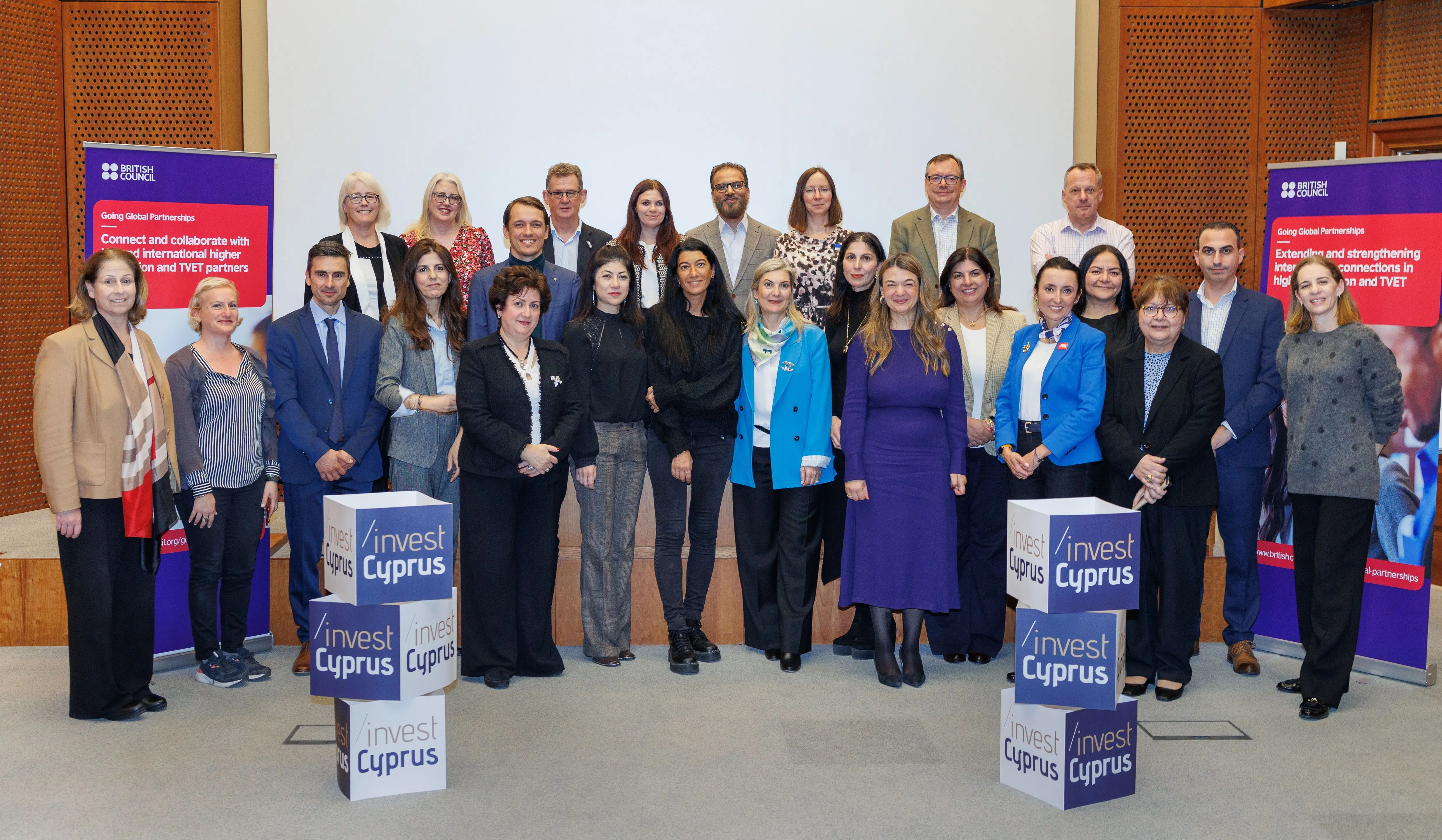 Στο κάδρο η διακρατική εκπαίδευση Ιδρυμάτων Κύπρου – Ην. Βασιλείου