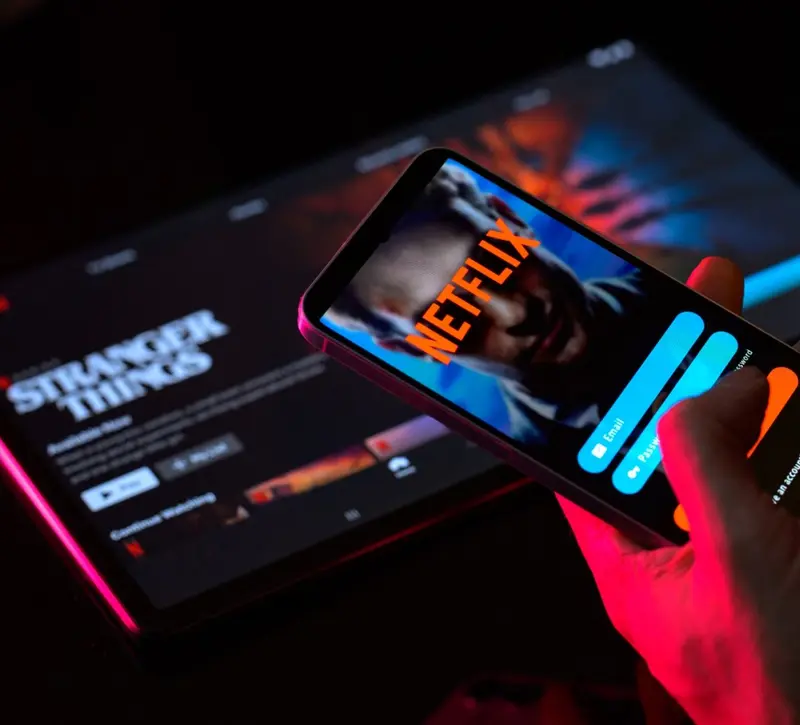 Netflix: Έξοδος στις αγορές με ομόλογο 1 δισ. δολαρίων εν μέσω επιβράδυνσης της ανάπτυξης