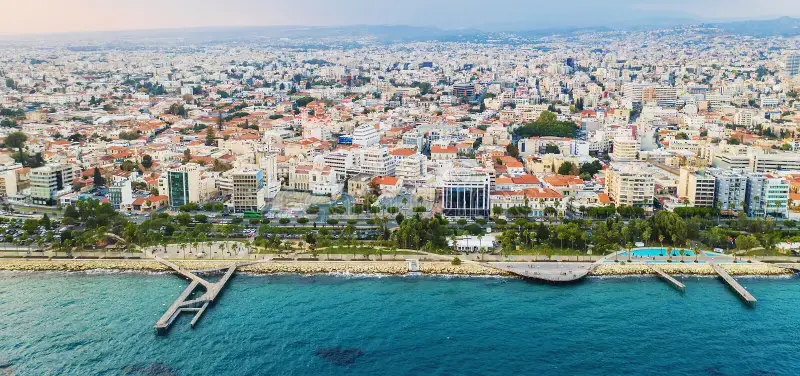 Στο ίδιο τραπέζι Σύνδεσμος Μεγάλων Αναπτύξεων και Invest Cyprus για ξένες επενδύσεις