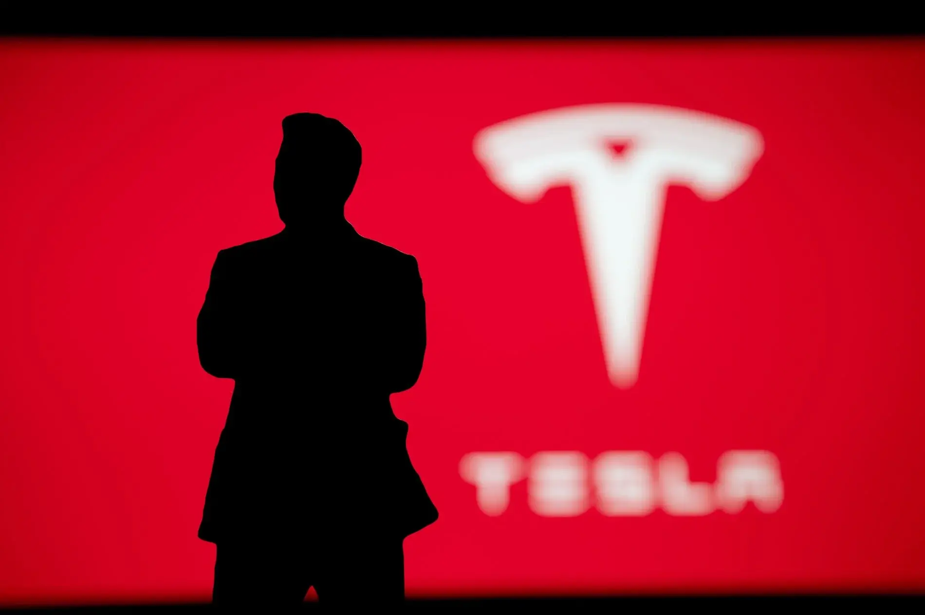 Tesla: Βουτιά 17% στα κέρδη παρά τις πωλήσεις – ρεκόρ