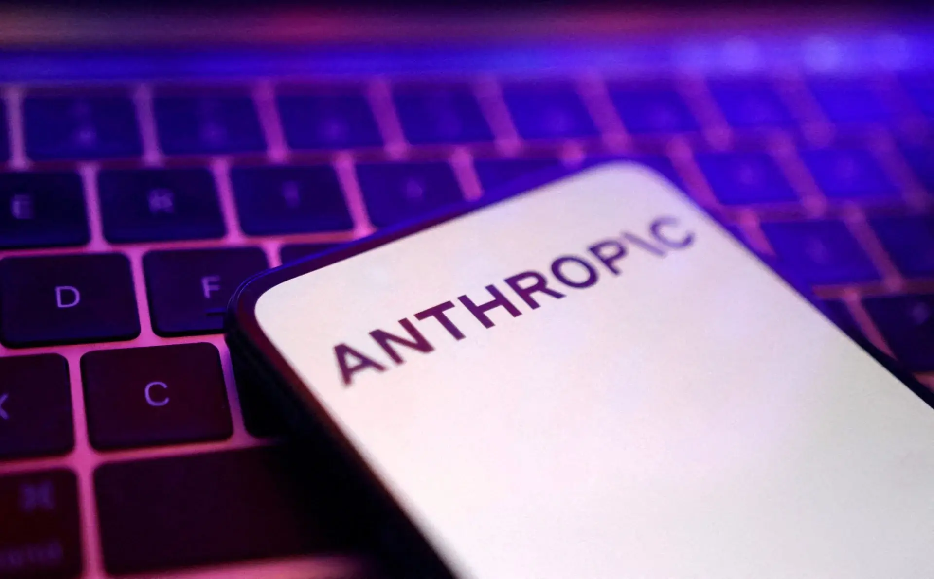 Anthropic: Προς IPO – μαμούθ πριν από την Ημέρα των Ευχαριστιών – Το μεγάλο τεστ των 100 δισ.