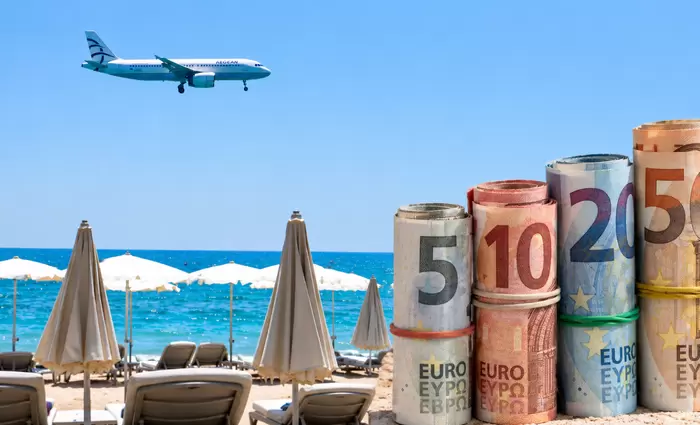 Περισσότερα άφησαν οι τουρίστες τον Ιούλιο - Πάνω από €920 η μέση δαπάνη ανά επισκέπτη