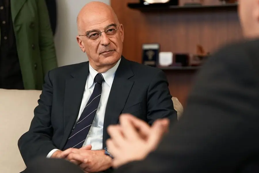 Δένδιας: Στα 2 δισ. ευρώ το κόστος απόκτησης δύο θόλων αεράμυνας