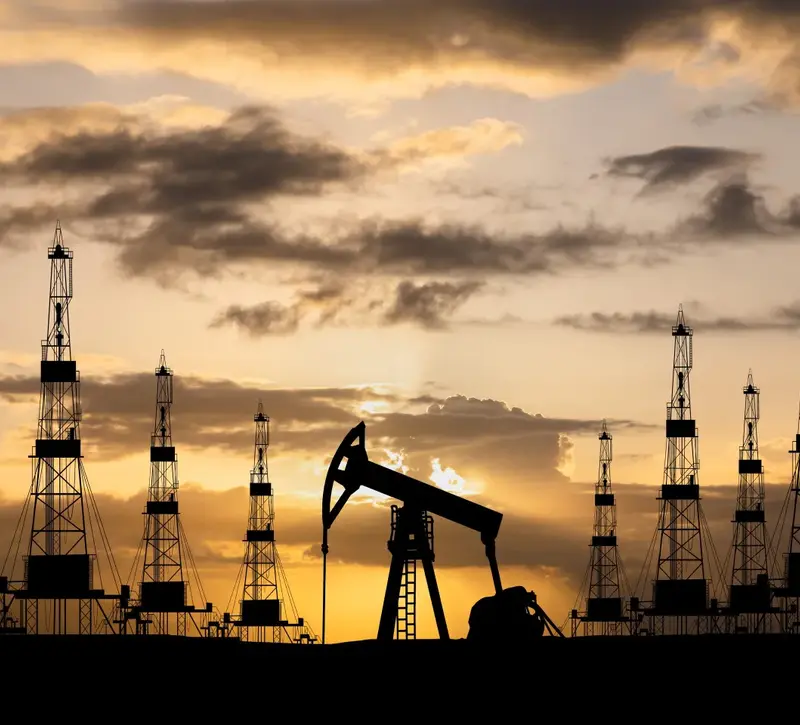Πετρέλαιο: Επιστροφή στα κέρδη με το Brent πάνω από τα $92 μετά το «οικονομικό D-Day» των ΗΠΑ κατά του Ιράν