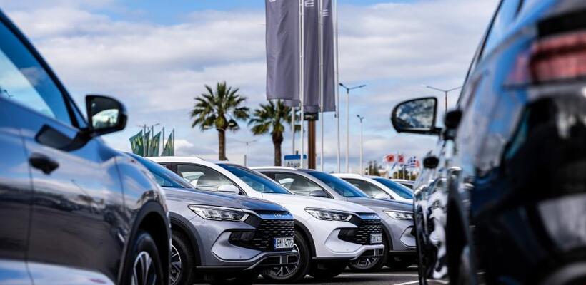 Οικογενειακό, άνετο και αθόρυβο – Οδηγήσαμε το BYD SEALION 5 DM-i