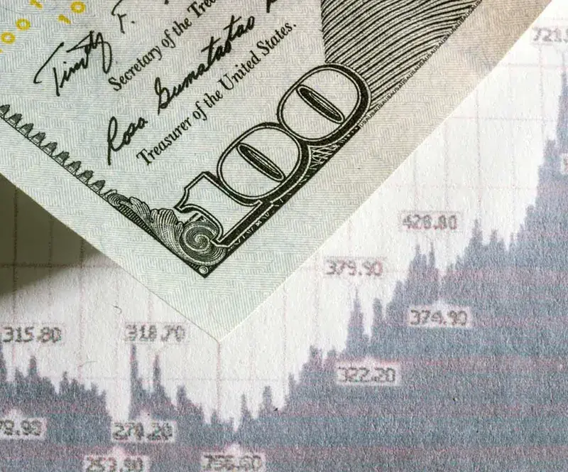 Προειδοποίηση από τον πρώην CEO της Goldman Sachs: Κίνδυνος «φούσκας» στα private assets