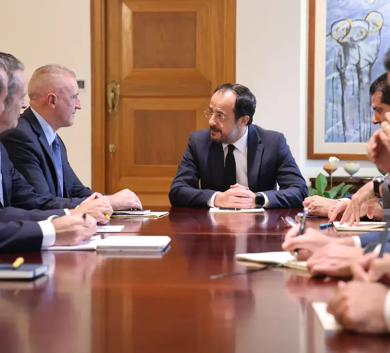 «Μένουμε με τη δόξα» – Τι θα κερδίσει τελικά η Κύπρος από τη συμφωνία για το κοίτασμα Κρόνος