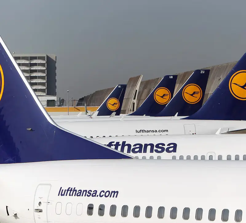 Η Lufthansa καθησυχάζει για τα καύσιμα και ποντάρει στις κρατήσεις του καλοκαιριού