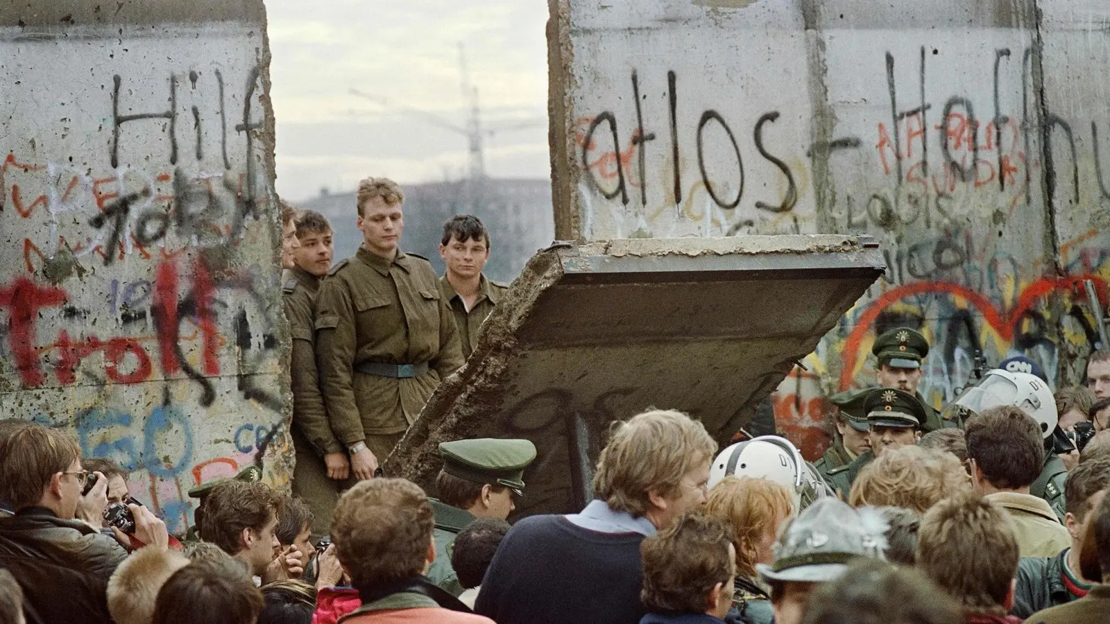 Οι ανοιχτοί λογαριασμοί της γερμανικής ενοποίησης