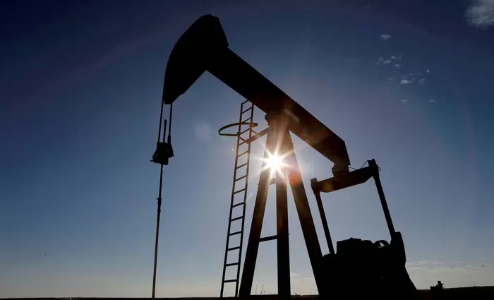Πετρέλαιο: Επιπλέον πτώση άνω του 2% στις τιμές μετά το προσωρινό «πάγωμα» των εχθροπραξιών ΗΠΑ-Ιράν