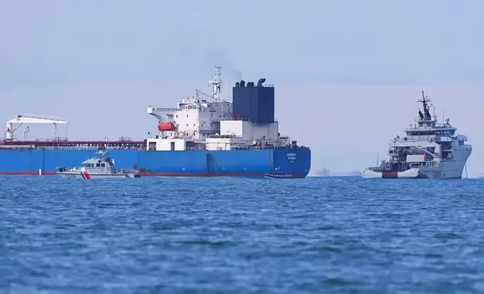 Χούθι: Στο στόχαστρο η νέα πετρελαϊκή «πύλη» της Σαουδικής Αραβίας – Σχεδόν 588 εκατ. βαρέλια διακινήθηκαν μέσω Yanbu