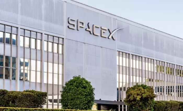 SpaceX: Σε ένα μήνα έχασε κεφαλαιοποίηση ίση με μία… Tesla
