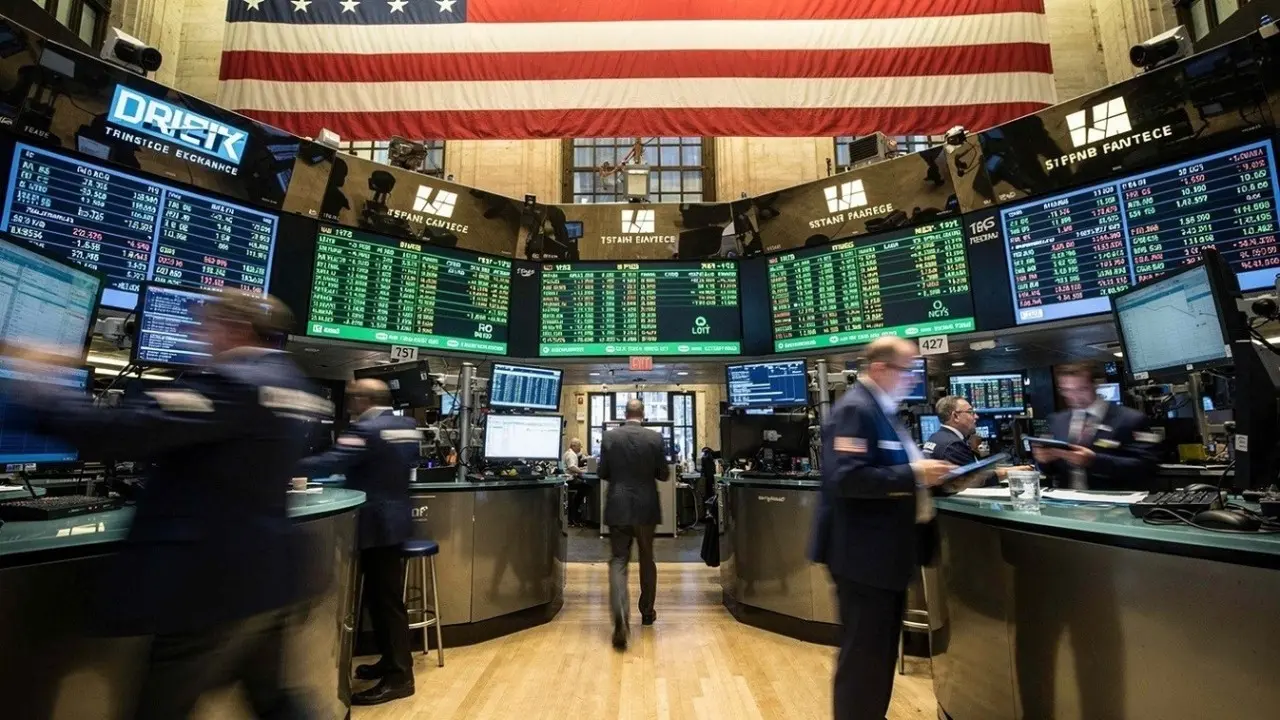 Wall Street: Η εμπλοκή στα Στενά του Ορμούζ βαραίνει το κλίμα