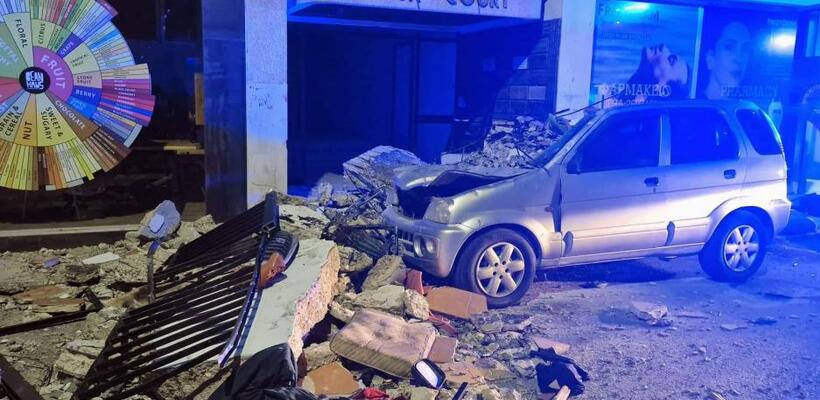 Ζητούν έλεγχο για τα αίτια της πτώσης των μπαλκονιών