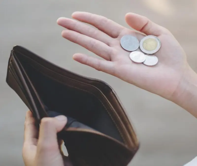 Eurostat: Μεγαλύτερες δυσκολίες στην καθημερινότητα για άτομα σε κίνδυνο φτώχειας στην Κύπρο