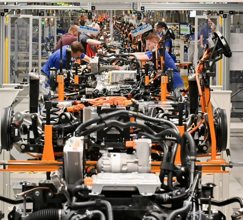 Γερμανία: Η Volkswagen είπε στους εργαζόμενους ότι οι τρέχουσες περικοπές θέσεων εργασίας δεν επαρκούν