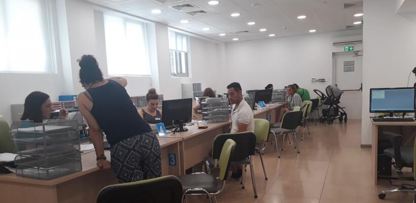 Για ποιος θα είναι ανοιχτά τα ΚΕΠ - Περιορισμοί από το ΥΠΟΙΚ