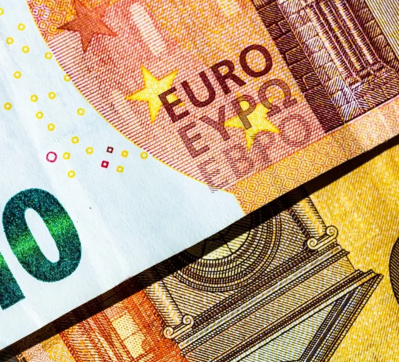 Γιατί η Wall Street δεν ποντάρει πια σε ενίσχυση του ευρώ