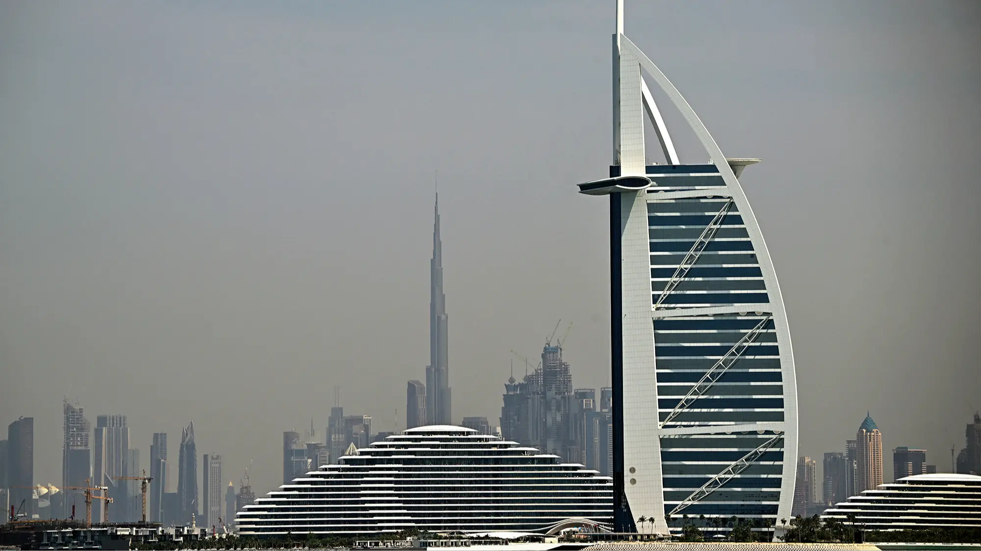 Ντουμπάι: Ανακοίνωσε μέτρα ύψους €237,6 εκατ., για στήριξη νοικοκυριών και επιχειρήσεων