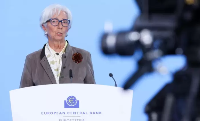 Λαγκάρντ: Σωστή η αύξηση επιτοκίων από την ΕΚΤ παρά την πτώση του πληθωρισμού