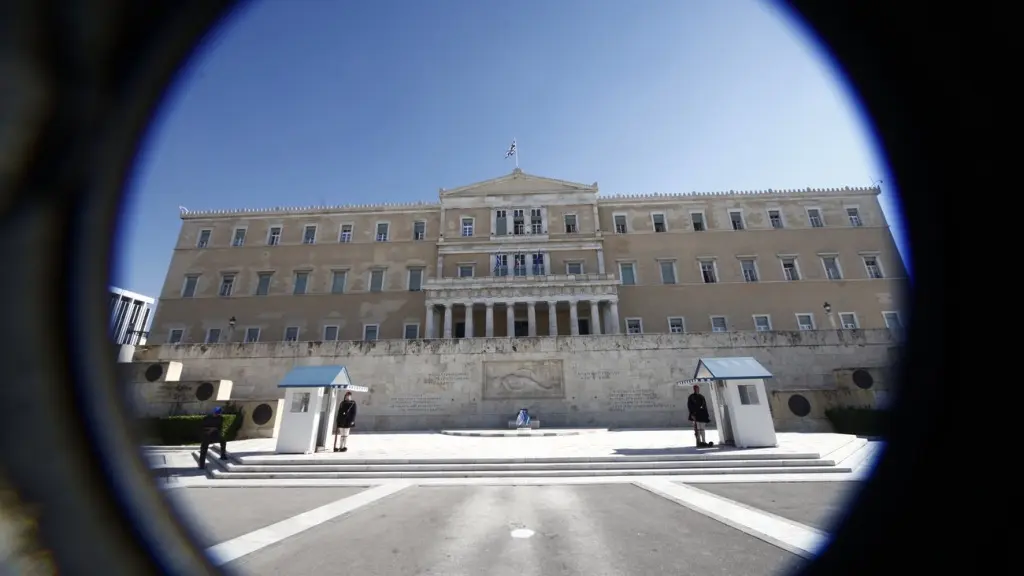 Έρχεται νέα έξοδος της Ελλάδας στις αγορές