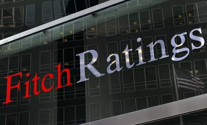 Η Ελλάδα περιμένει την αξιολόγηση του οίκου Fitch
