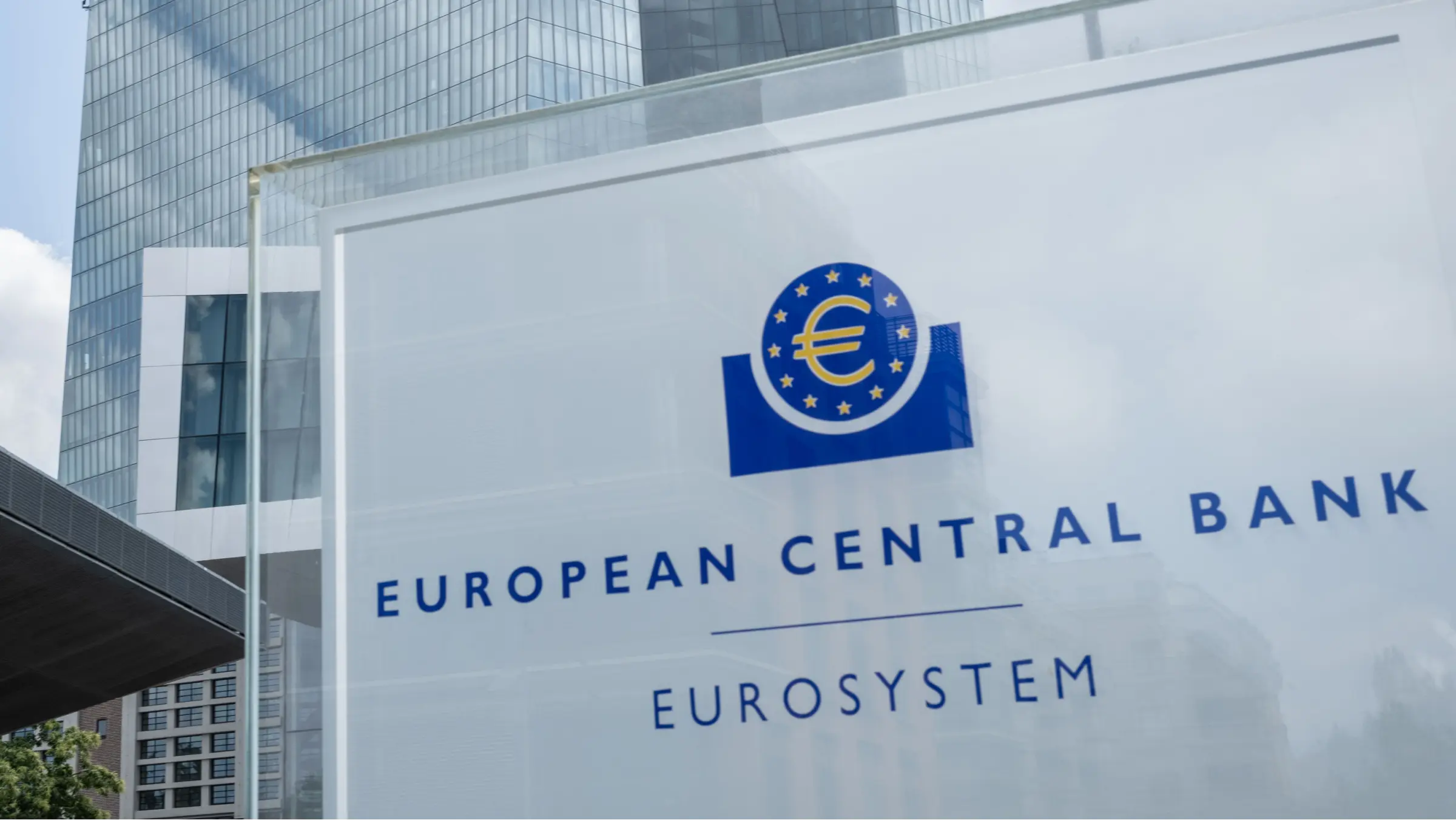 ΕΚΤ: Χαλαρώνουν οι πιστωτικοί όροι για τέταρτο διαδοχικό τρίμηνο (γραφήματα)
