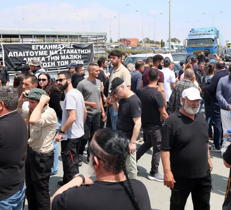 Επί ποδός η Αστυνομία για τη διαμαρτυρία κτηνοτρόφων στη Ριζοελιά