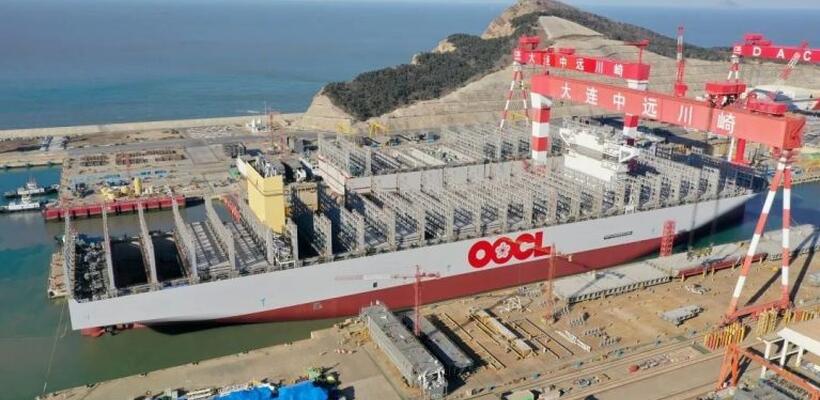 Στο νερό το νέο «οικολογικό» mega containership OOCL