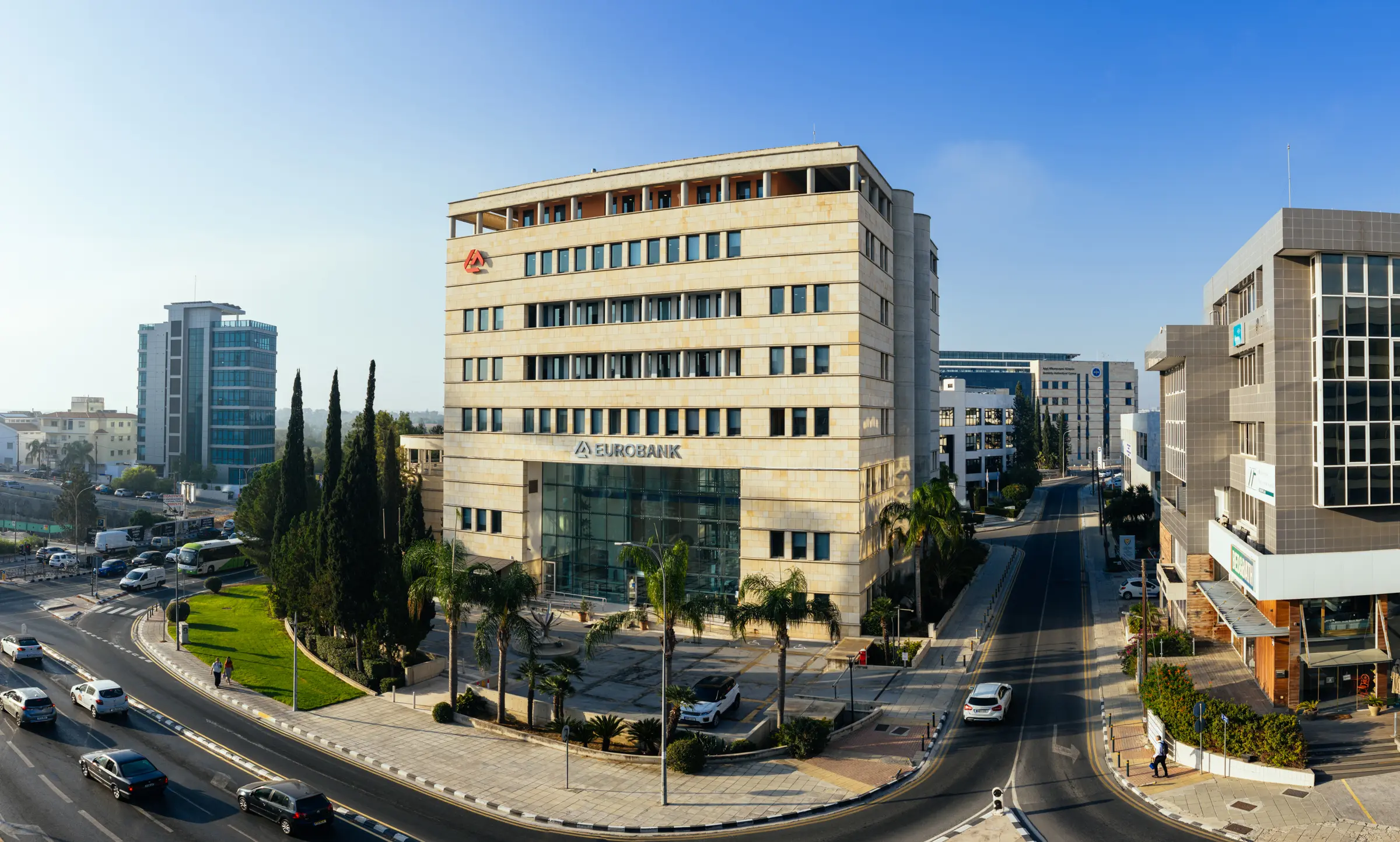 Eurobank Κύπρου: Σχέδιο εθελούσιας εξόδου με στόχο αποχώρηση 300 εργαζομένων