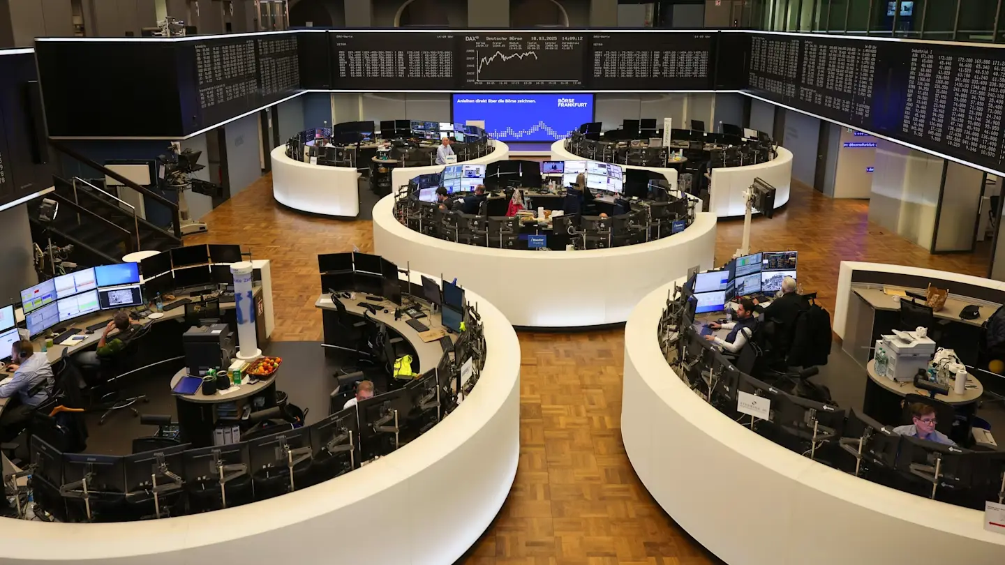 Ανοδική αντίδραση στις ευρωαγορές μετά το sell-off – Βαρίδι το γαλλικό χρέος